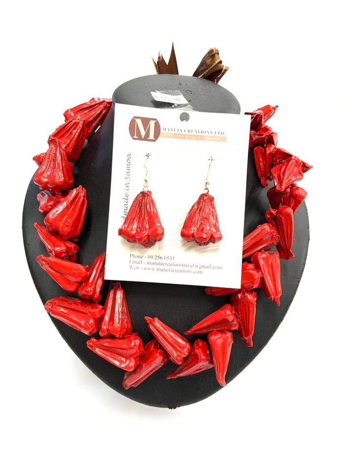Ula Fala earrings and necklace set